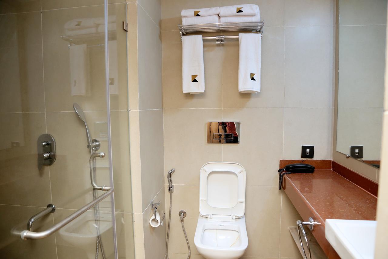Hotel Mumbai House Andheri East, Bombay Extérieur photo