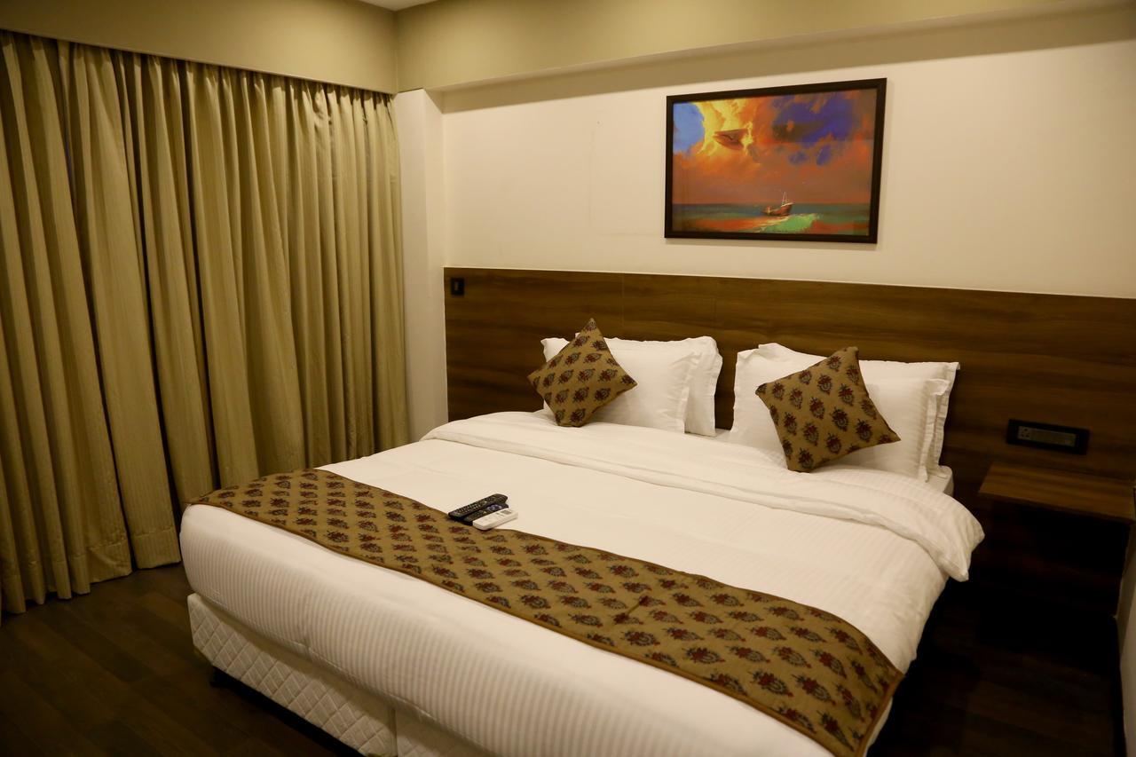 Hotel Mumbai House Andheri East, Bombay Extérieur photo